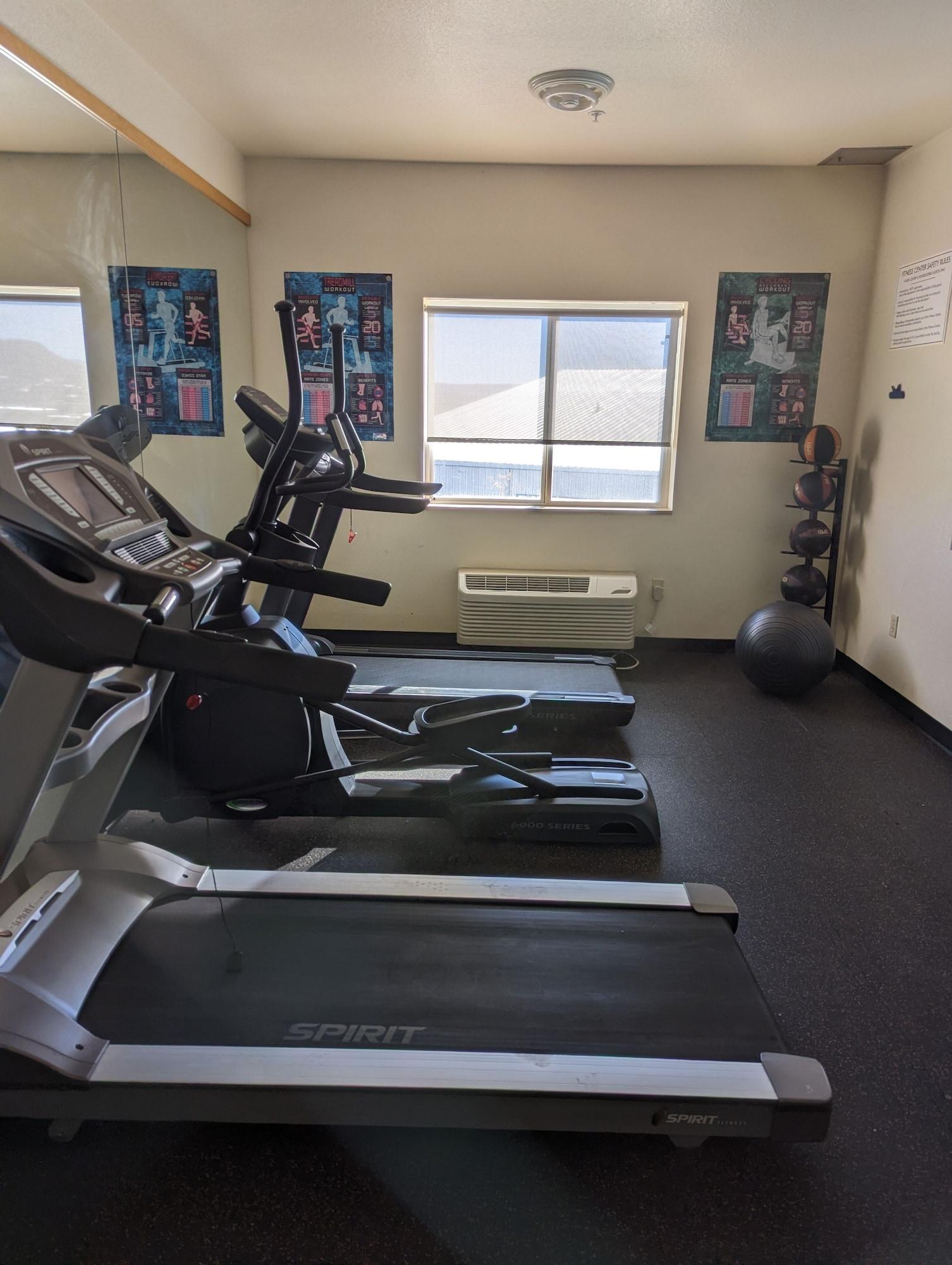 Gimnasio Days Inn & Suites by Wyndham Castle Rock