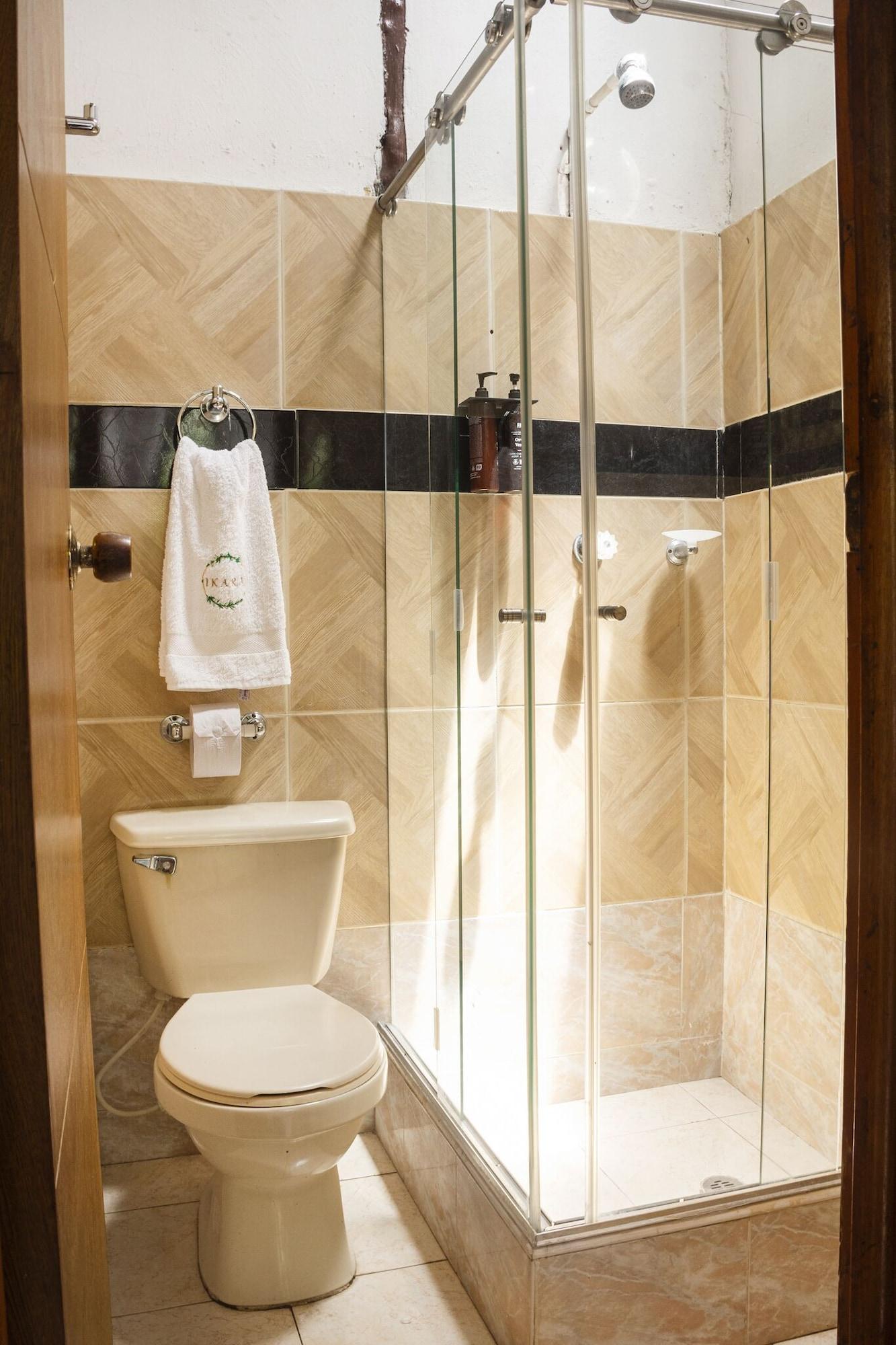 Equipamiento de Habitación ikara Hotel