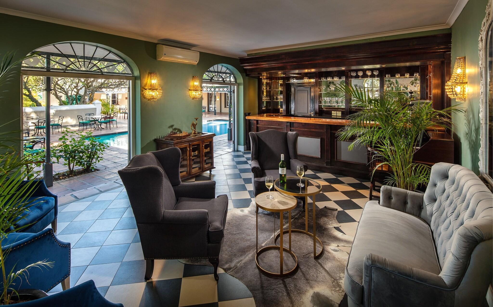 Vista Lobby Grande Roche Hotel