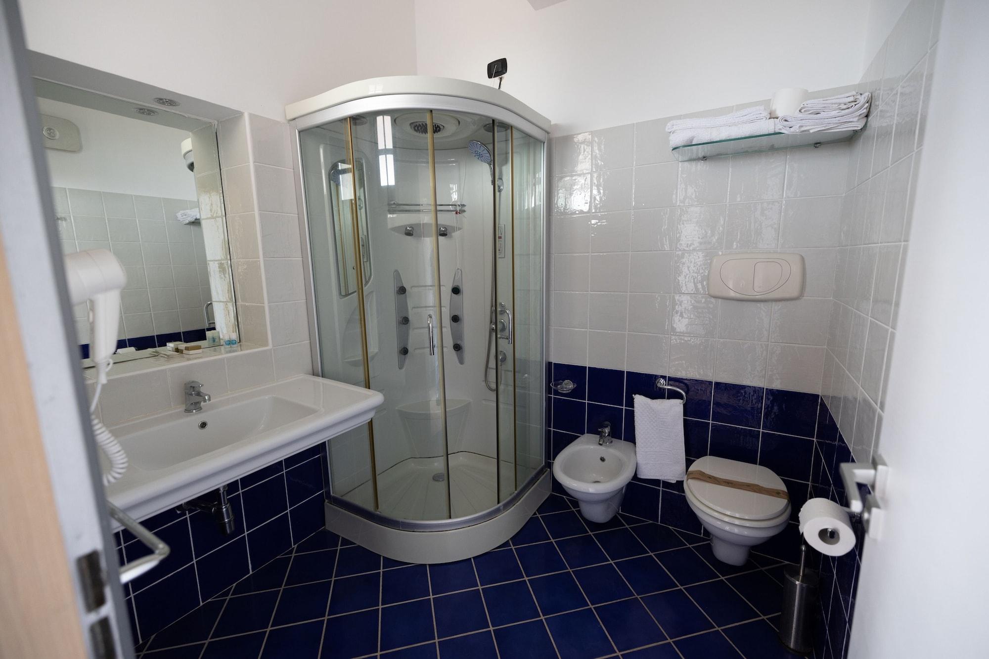 Set de Habitación Arenas Hotel