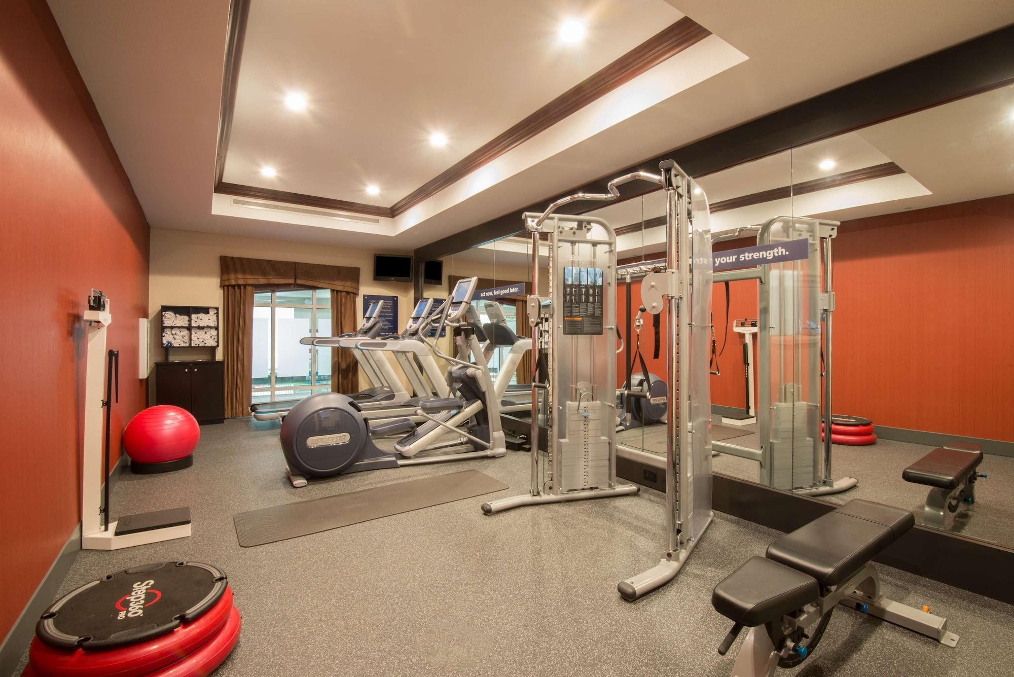 Gimnasio Hampton Inn Kingston