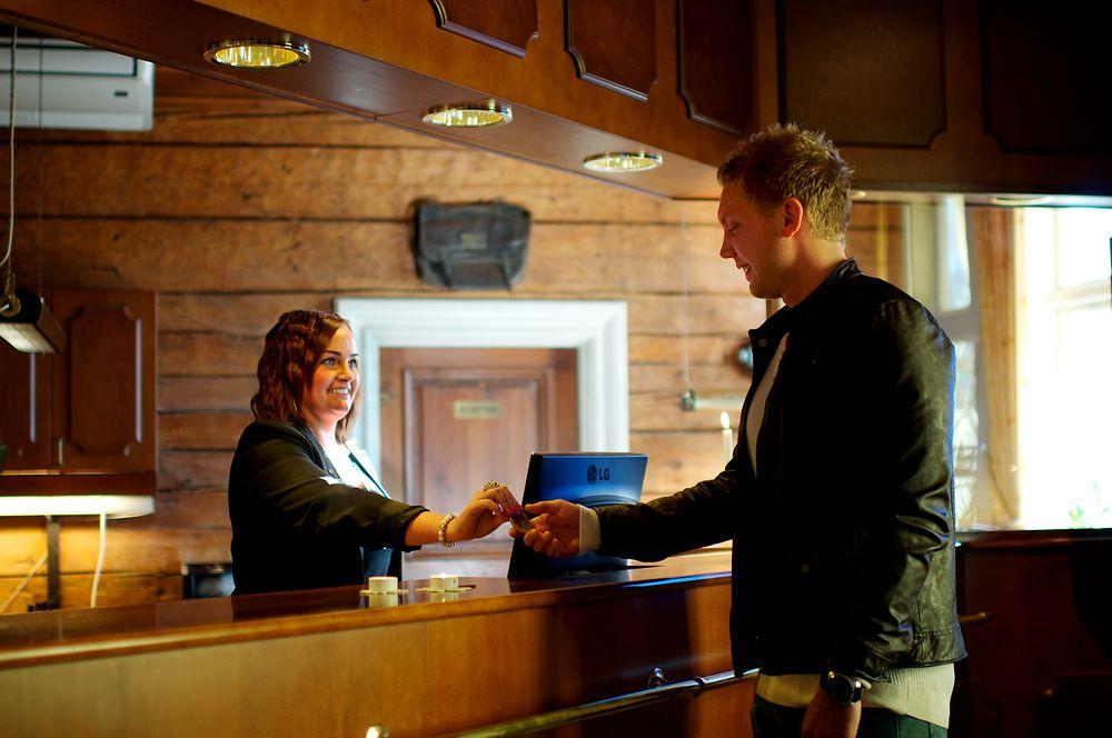 Vista Lobby Hooks Herrgård
