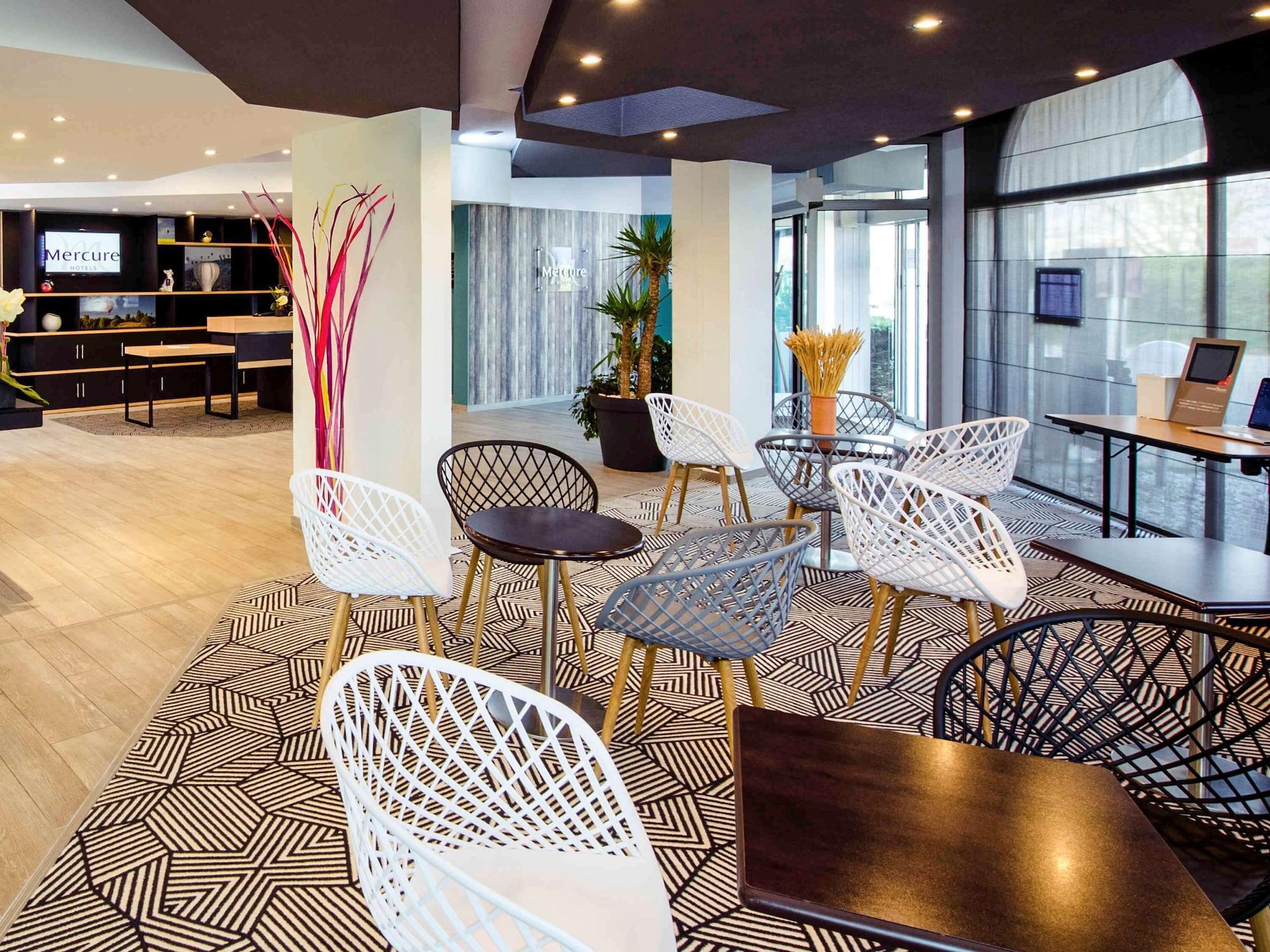 Bar/Salón Mercure Vienne Sud Chanas