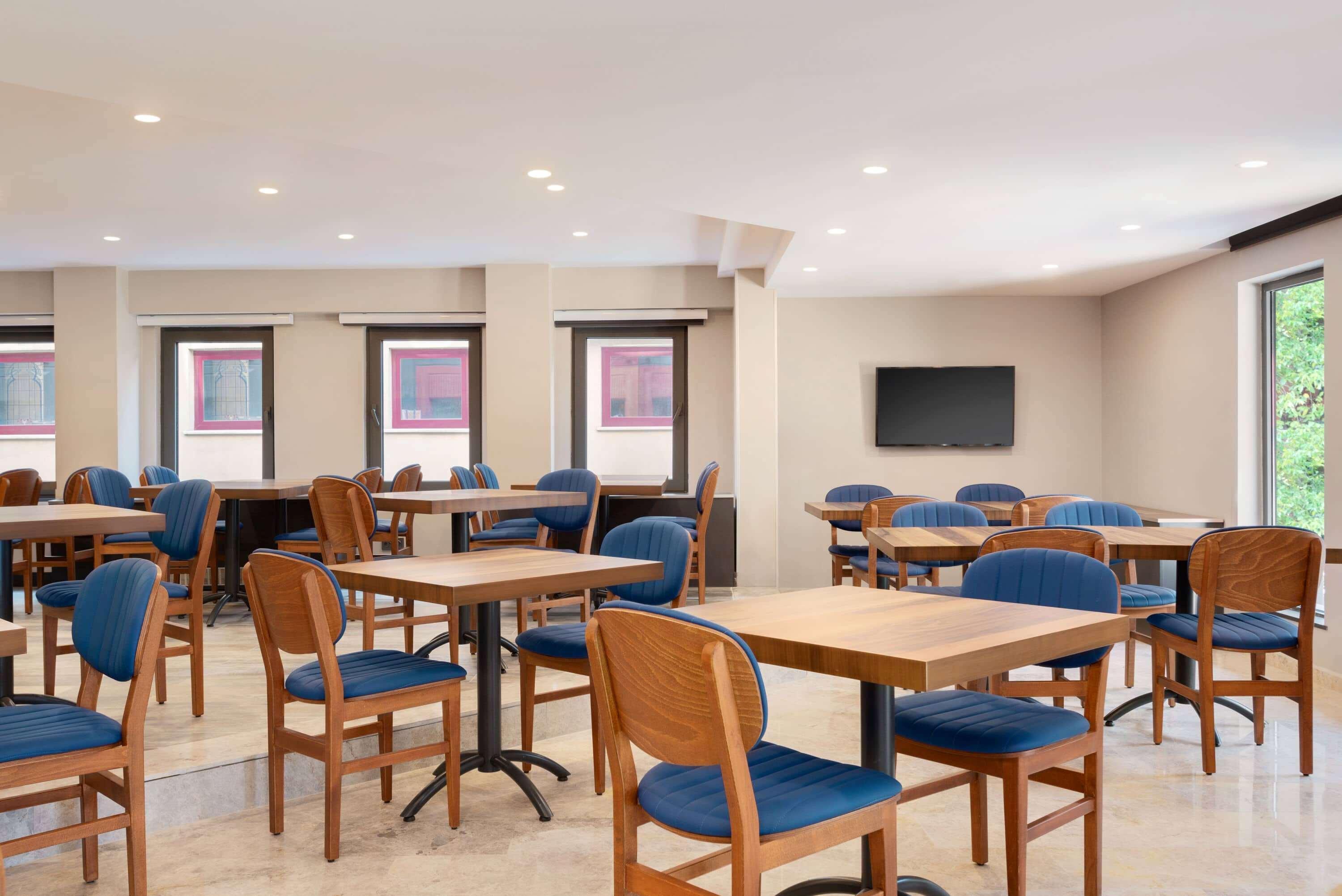 Restaurant Days Hotel by Wyndham Ankara Cankaya