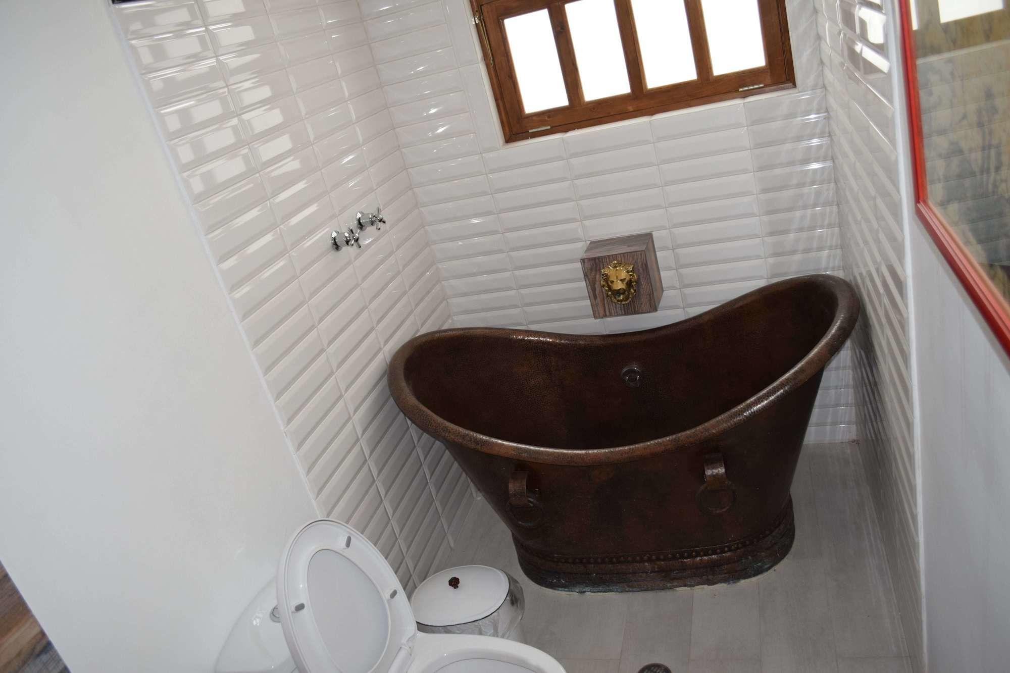 Equipamiento de Habitación Galanga Thai House