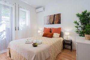 Aluguel por temporada - Sunny Calm Room | Shared House