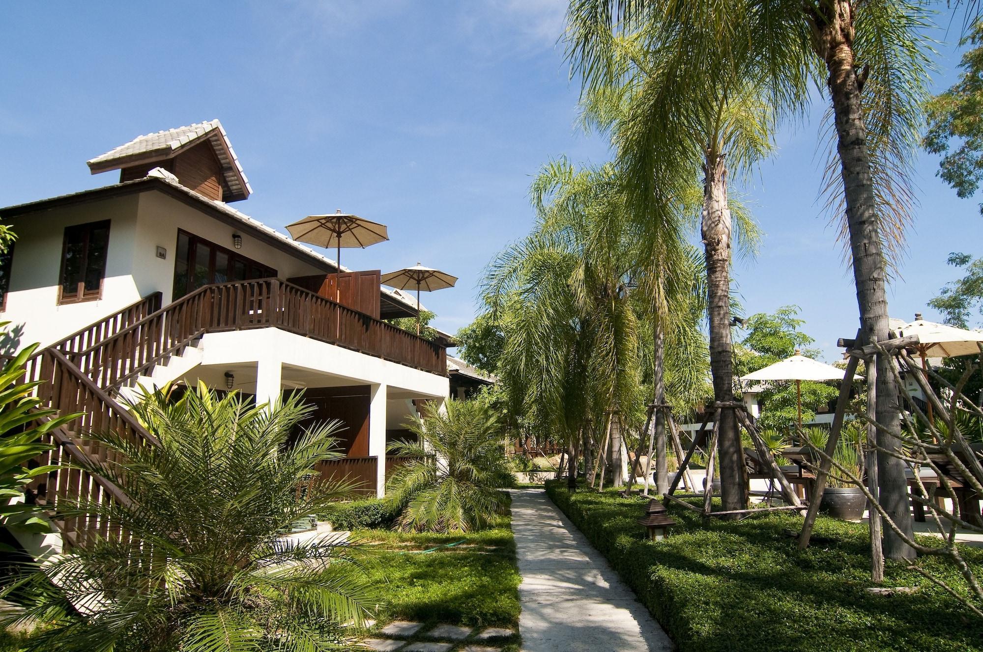 Vista Exterior The Quarter Hotel