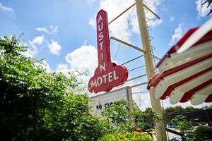 Alojamiento - Austin Motel