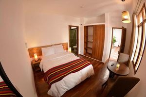 Alojamiento - La Aurora Hotel