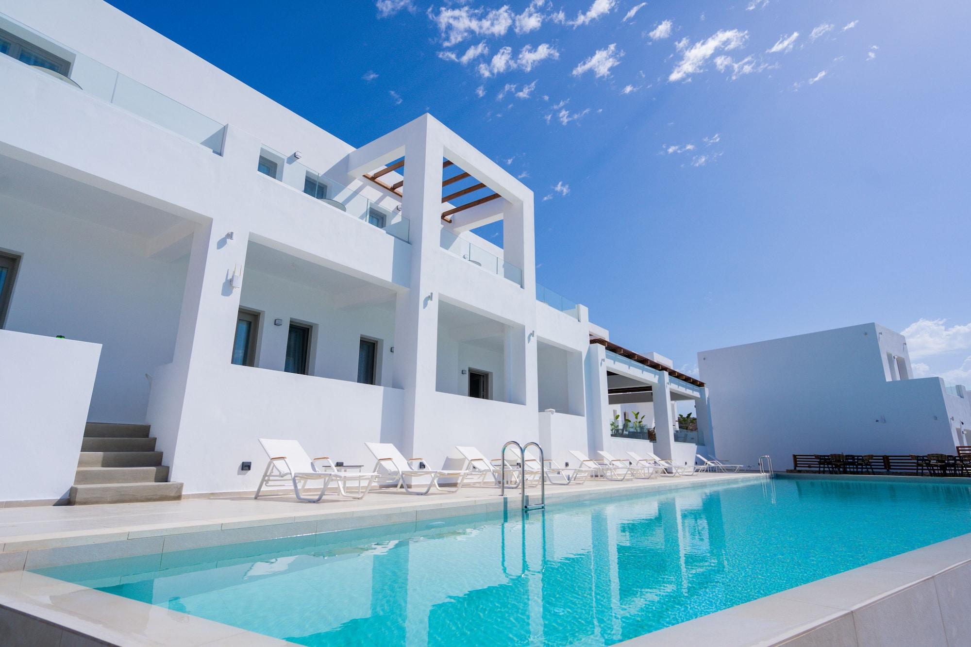 Varios Kouros Blanc Resort & Suites