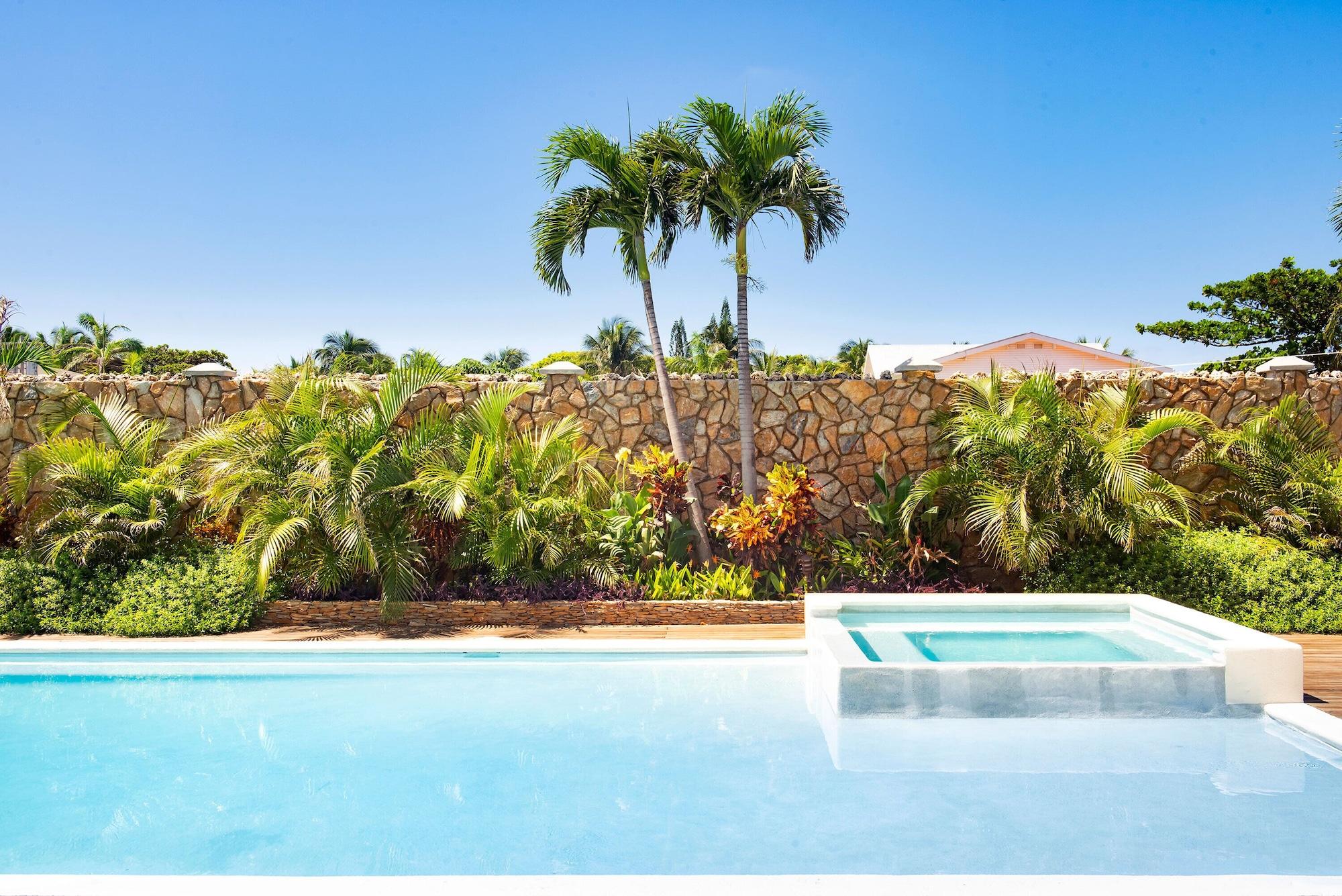 Spa Naboo Resort & Dive Center - Adults Only