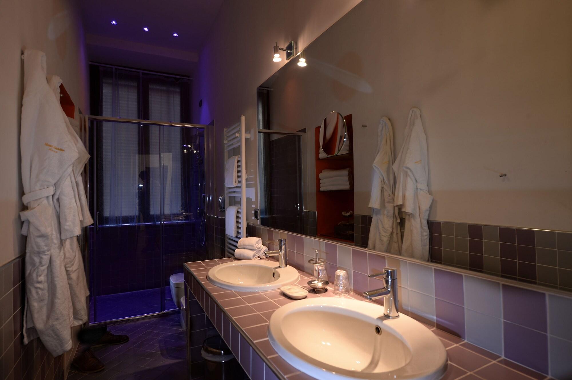 Equipamiento de Habitación Hotel Golden