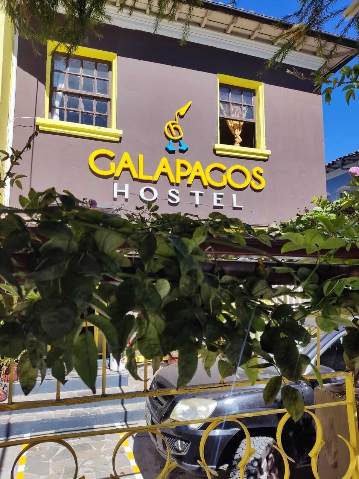 Vista Exterior Galapagos Natural Life Hostel