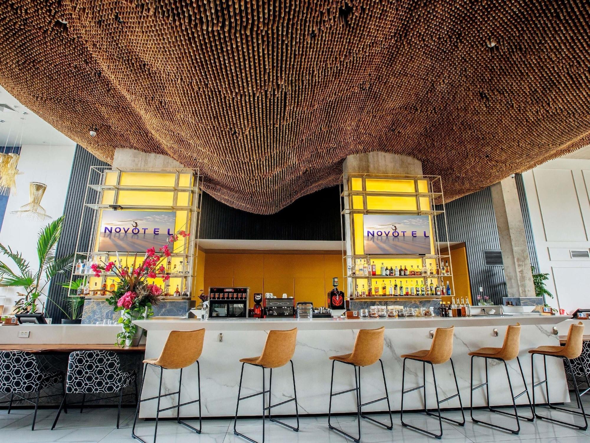 Vista Exterior Novotel Santa Cruz De La Sierra