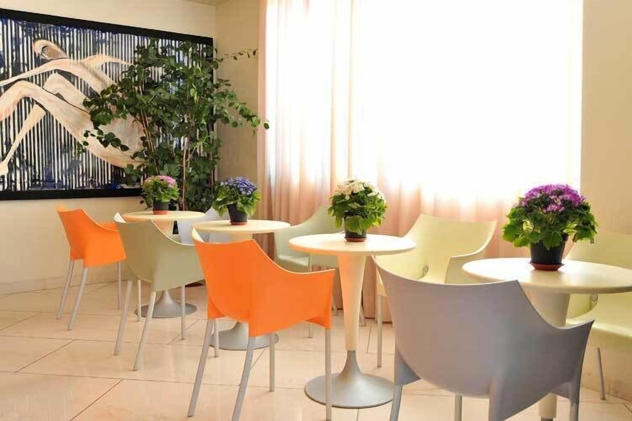 Bar/Salón Inn Hotel