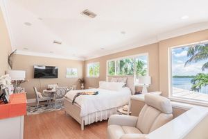 Alojamiento - Waterfront with views of Pool, Intercoastal Water and use of 19ft Boat