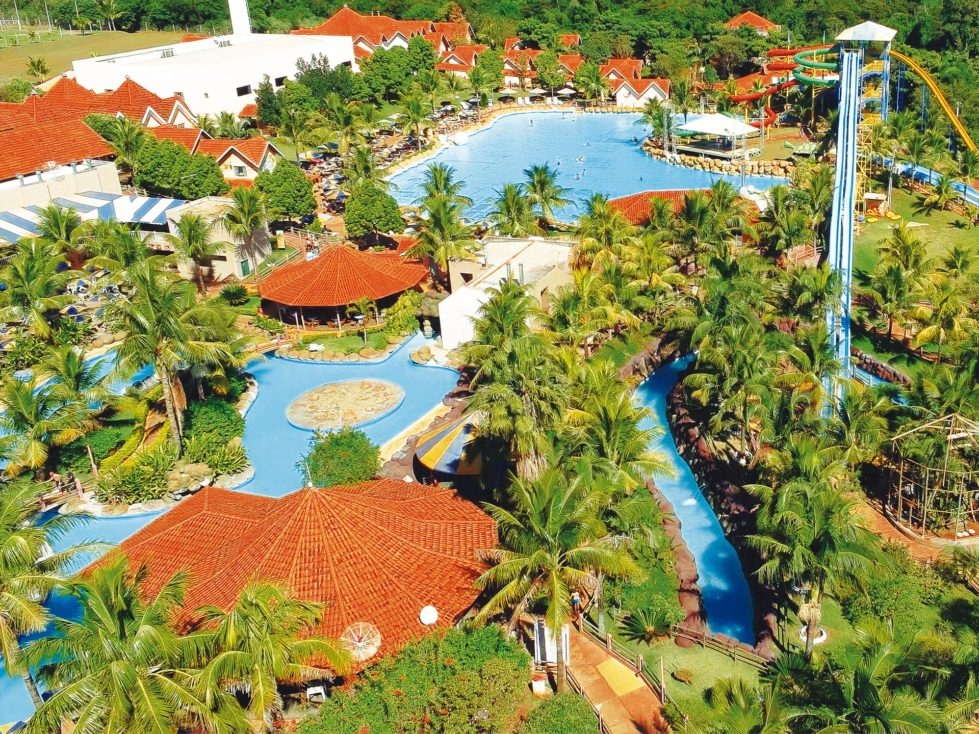 Vista Exterior Ody Park Aquático e Resort Hotel