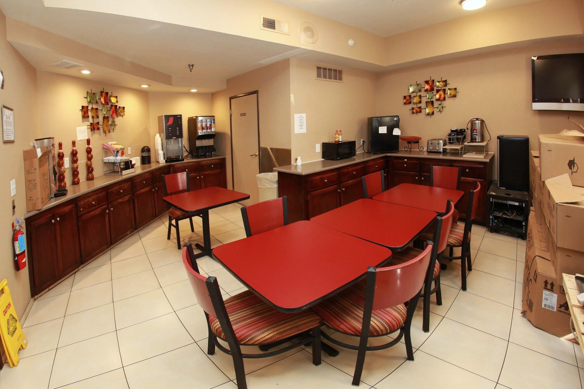 Restaurant Ramada by Wyndham Fresno Northwest