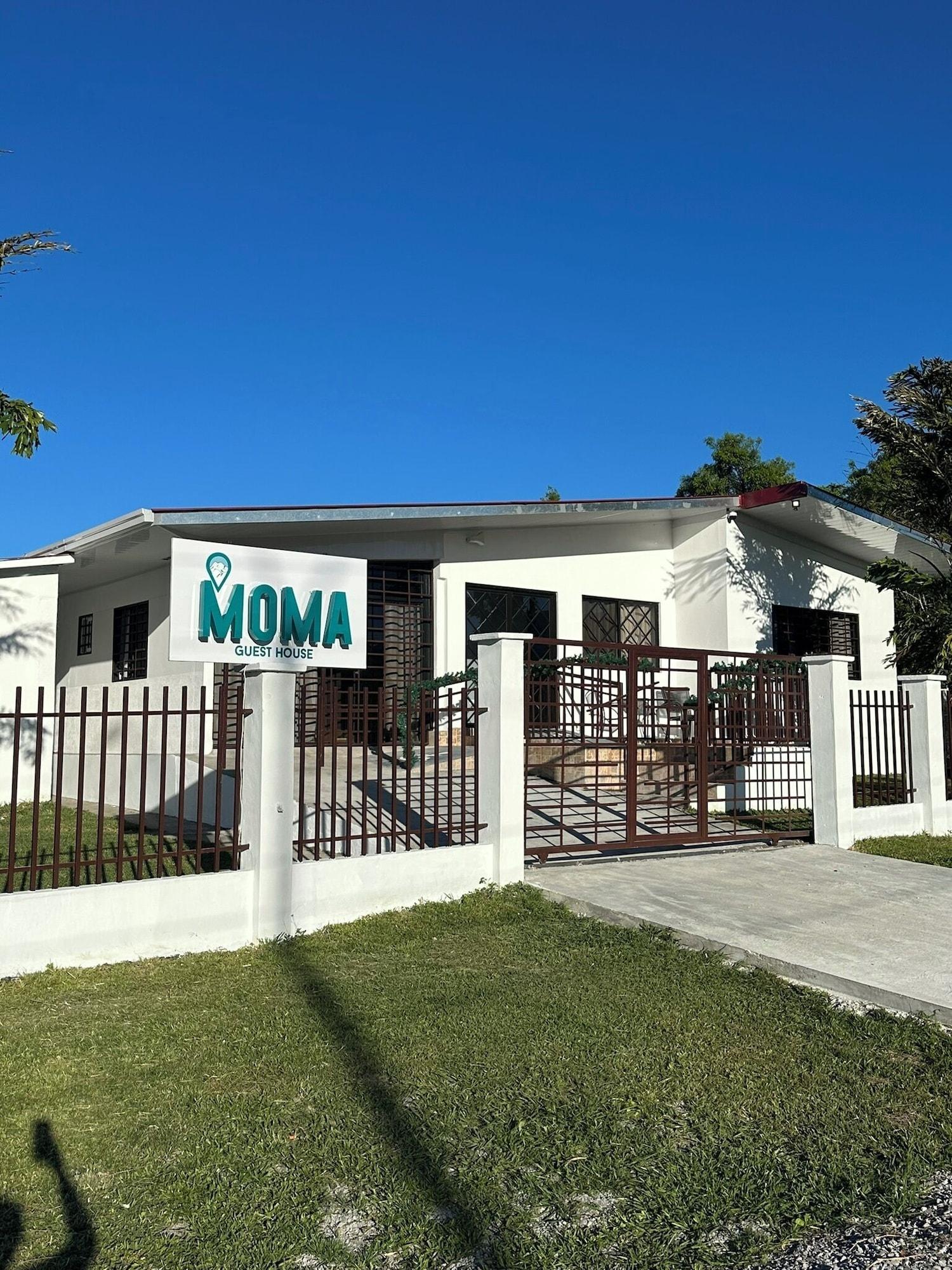 Varios MOMA Guest House