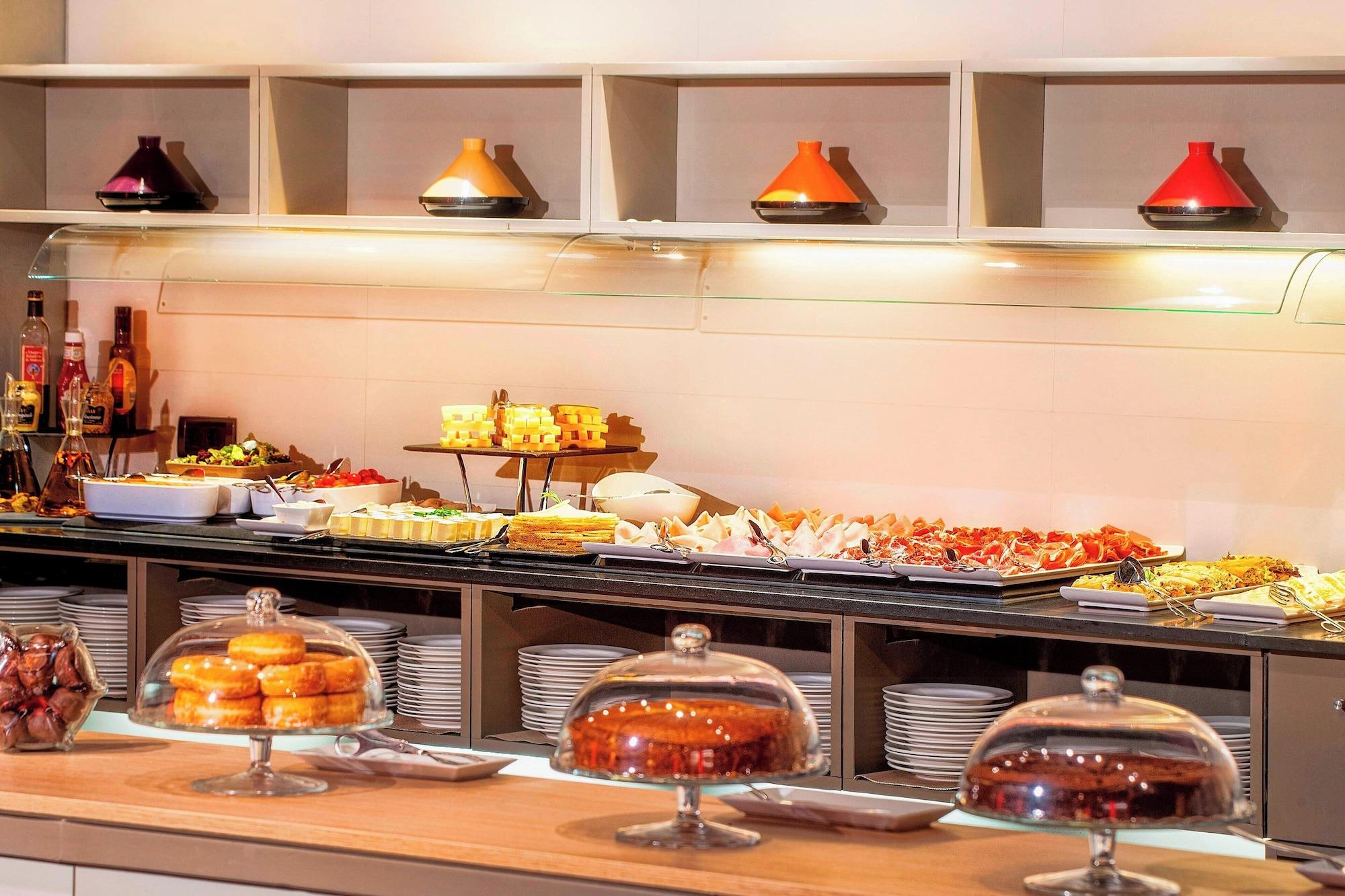 Restaurant AC Hotel Barcelona Fórum by Marriott