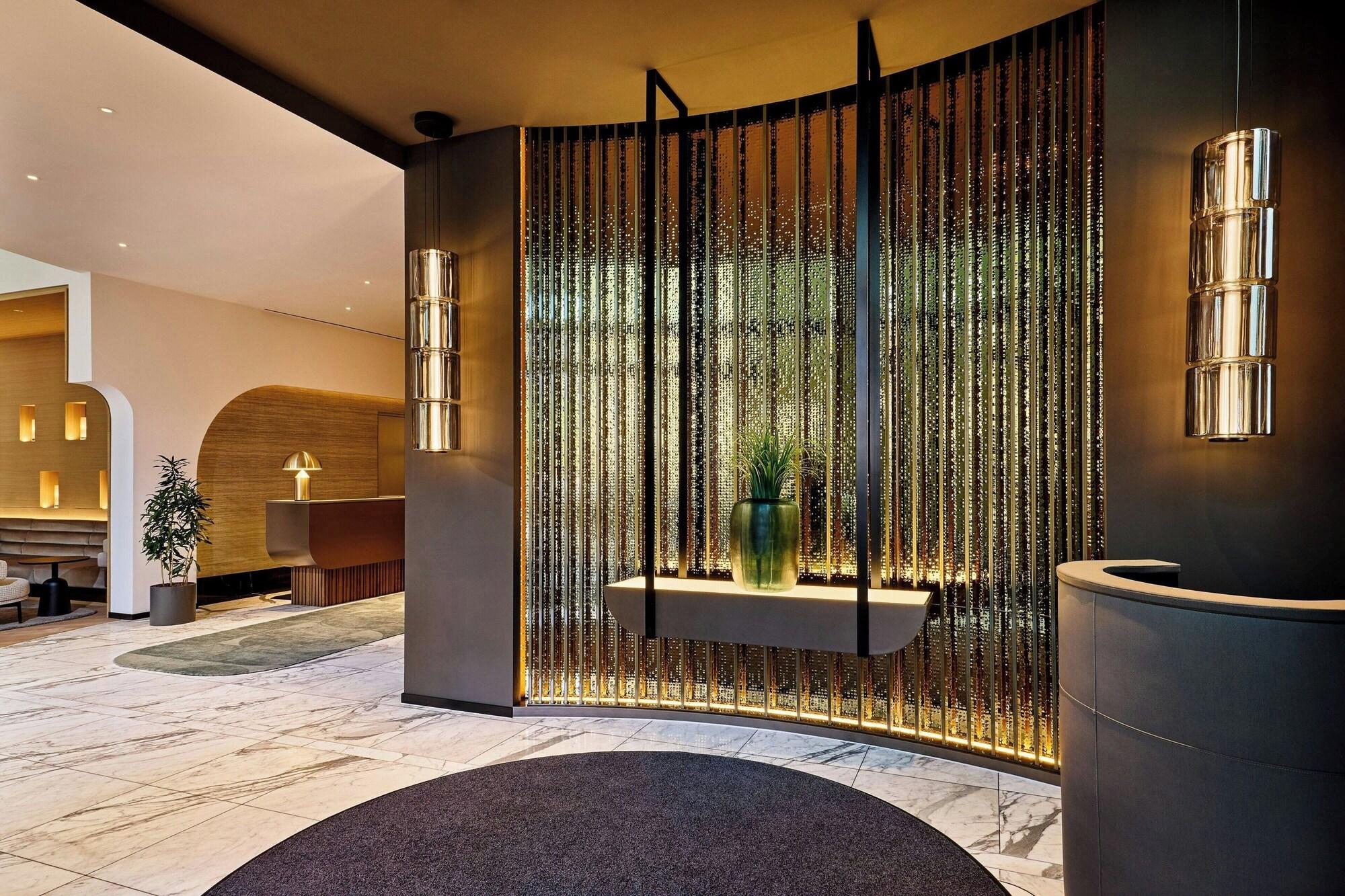 Vista Lobby JW Marriott Hotel Frankfurt