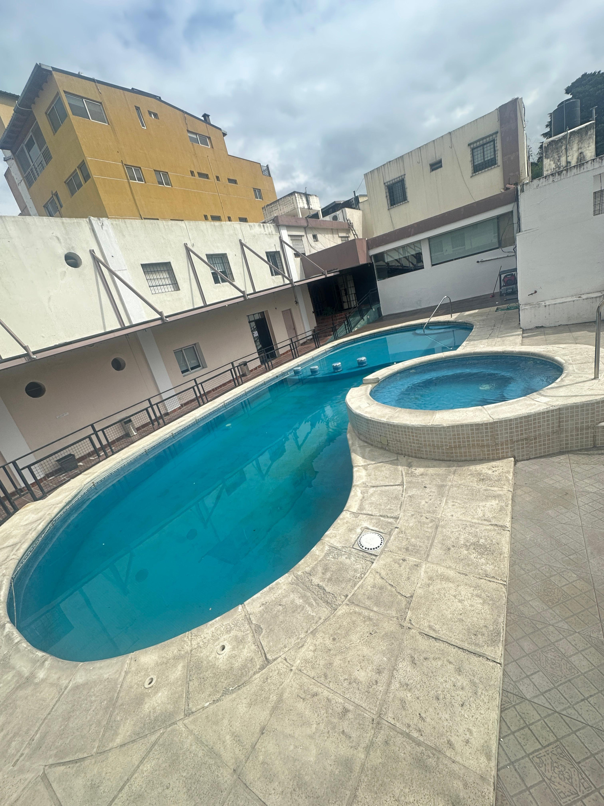 Vista Piscina Nuevo Enzo