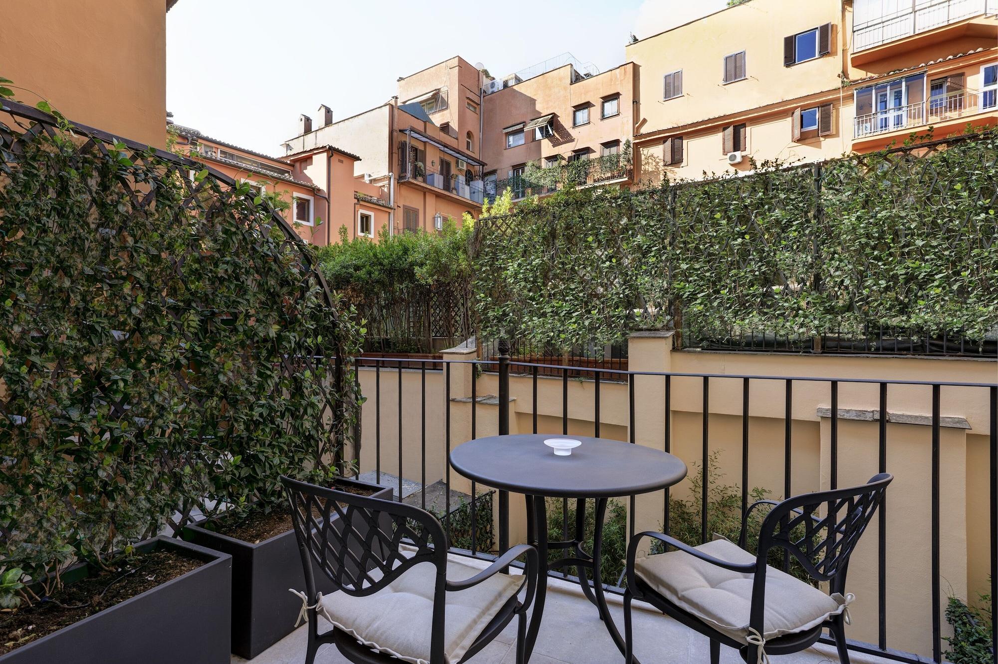 Vista Exterior Palazzo Nainer