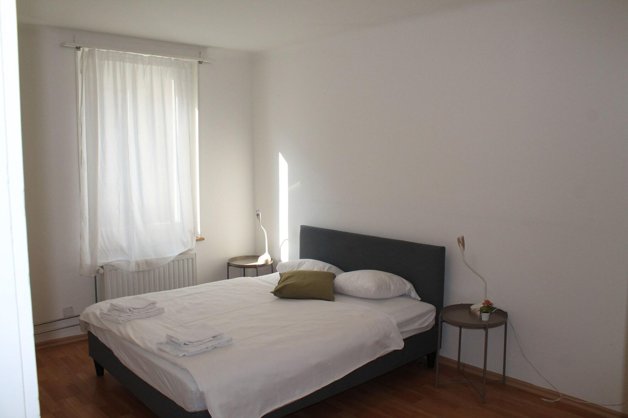 Varios Swiss Star Eptingerstrasse