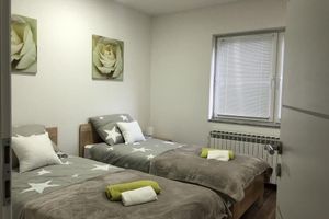 Alquiler Vacacional - Apartment, free parking, River Gacka