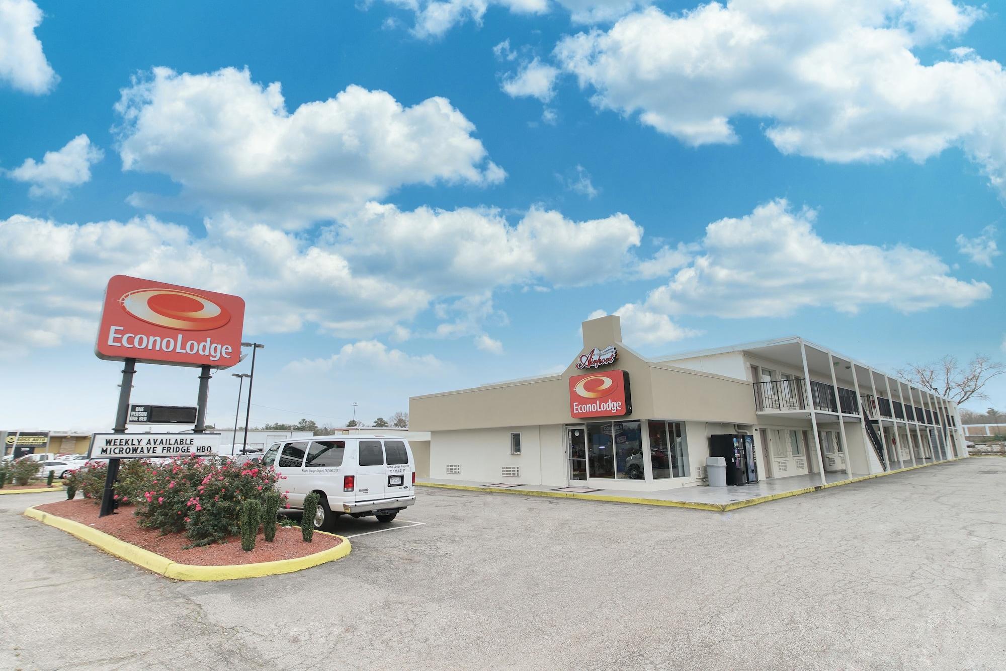 Vista Exterior Econo Lodge Norfolk Airport