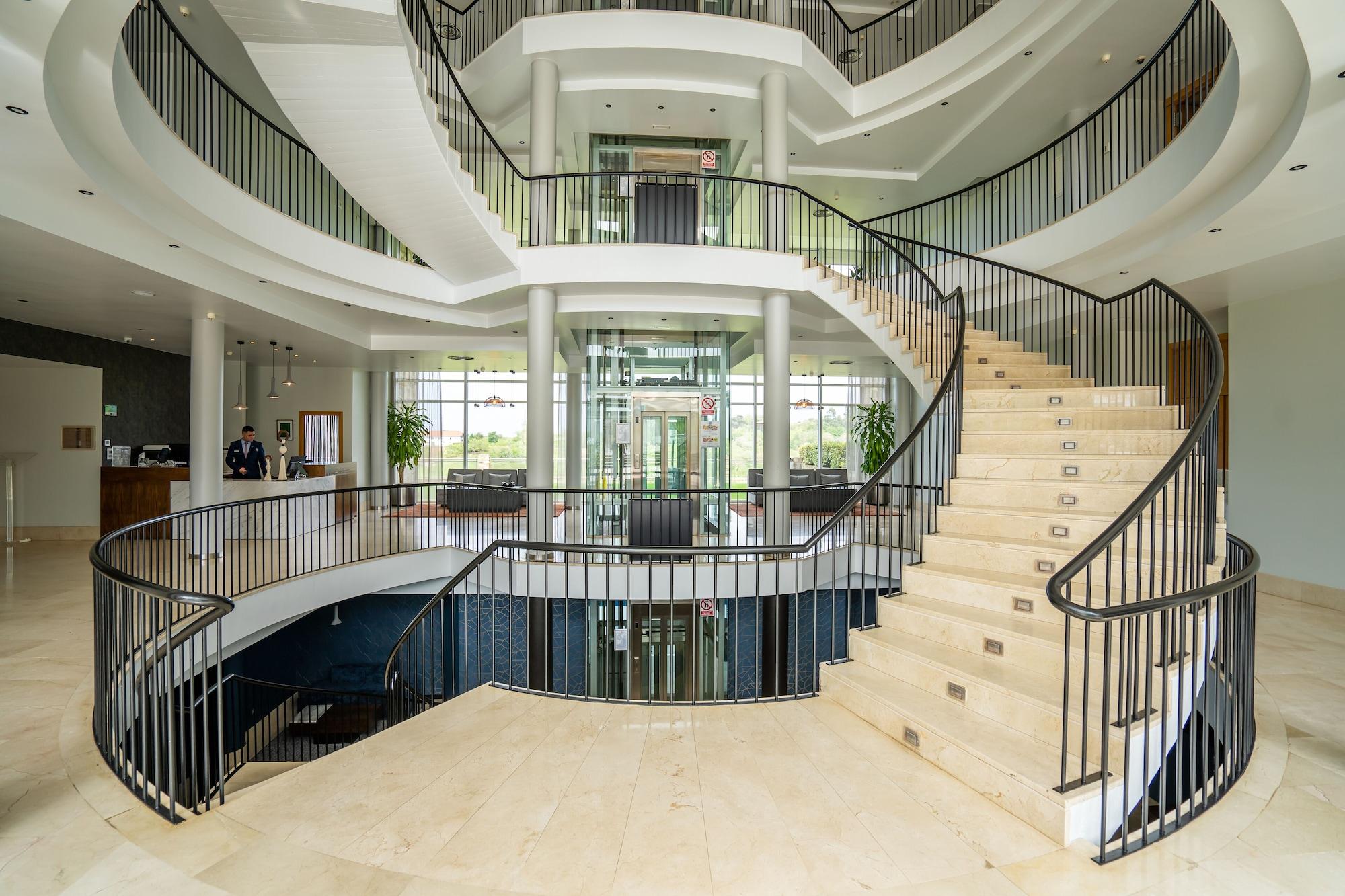 Vista Lobby Abba Comillas Hotel