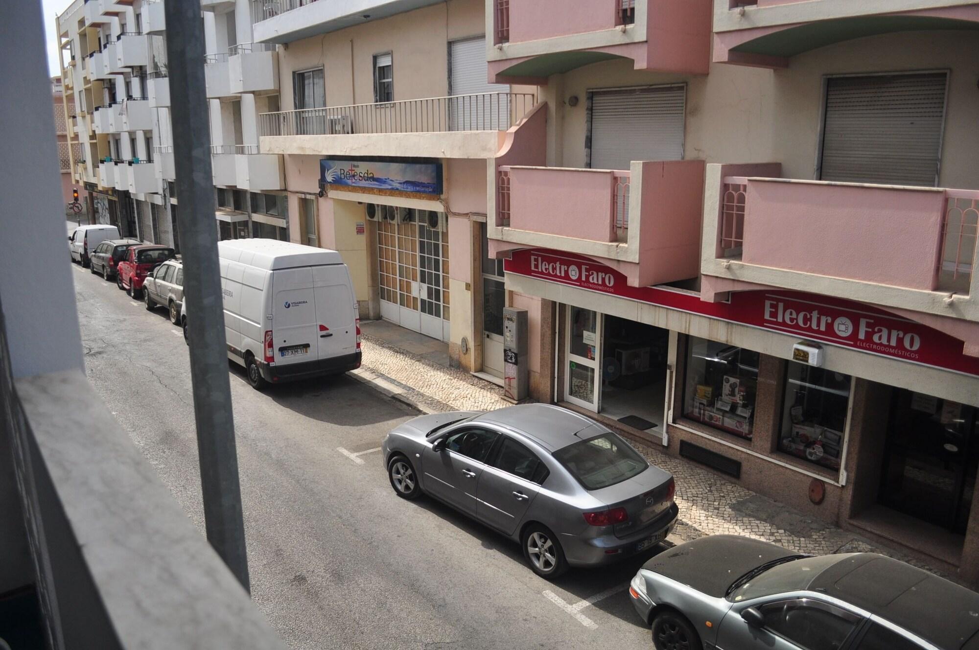 Vista Exterior Surf Vibe Guest House