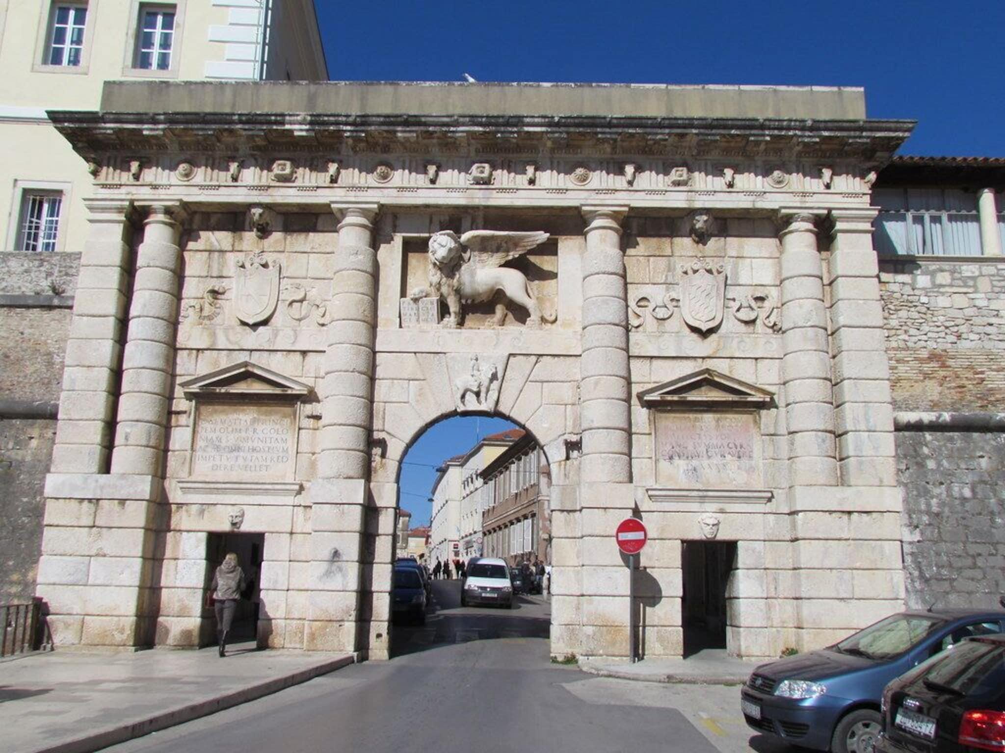 Vista Exterior Luxury Rooms Kadena