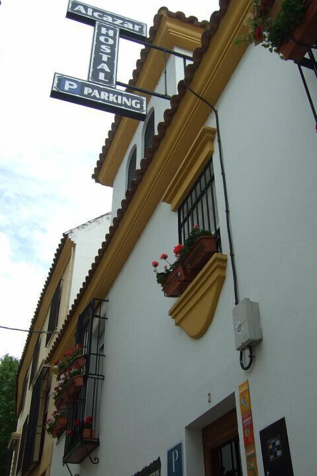 Vista Exterior Alcázar