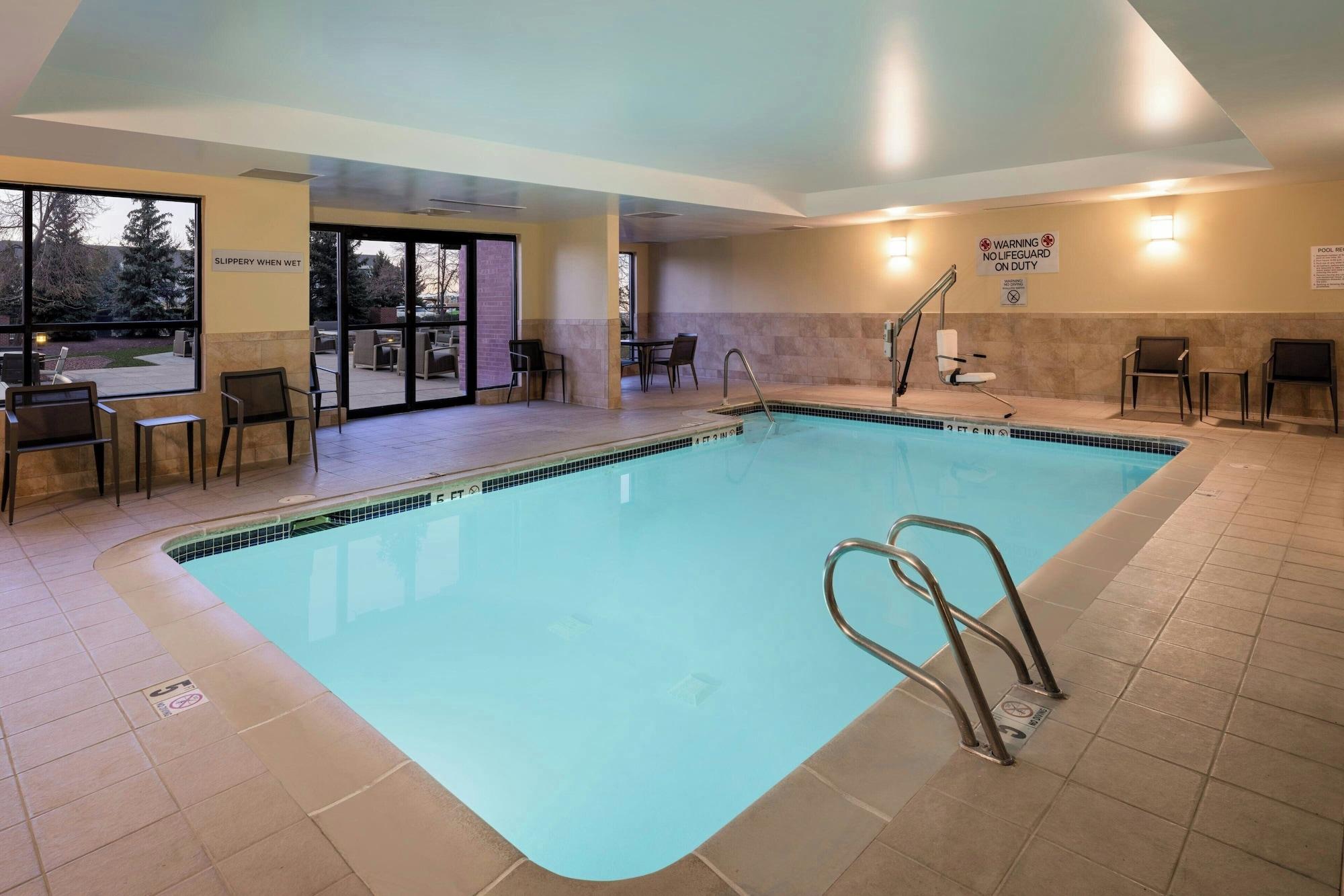 Vista Piscina Courtyard by Marriott Boulder Broomfield