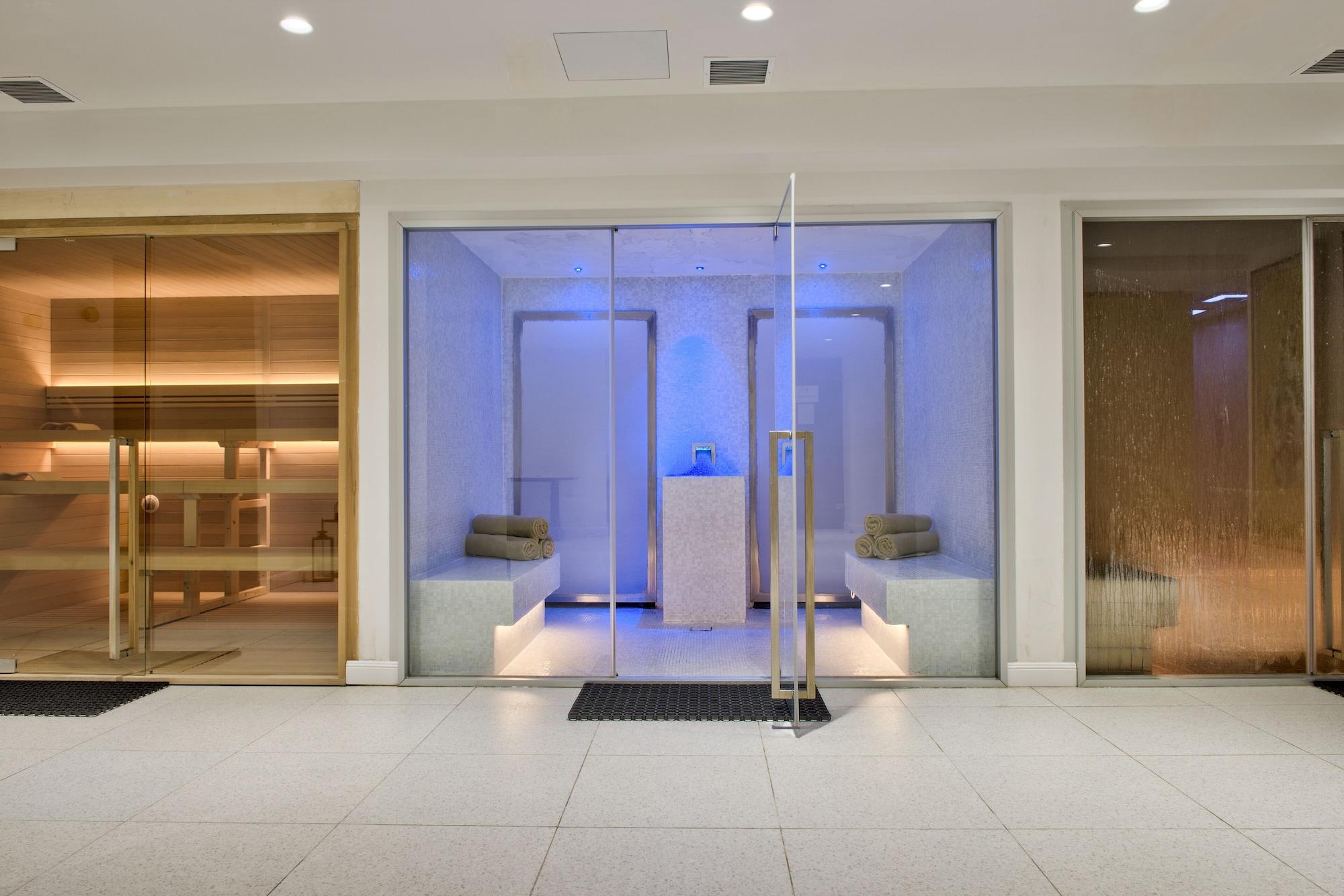 Gimnasio HOLM Boutique &Spa - IK Collection