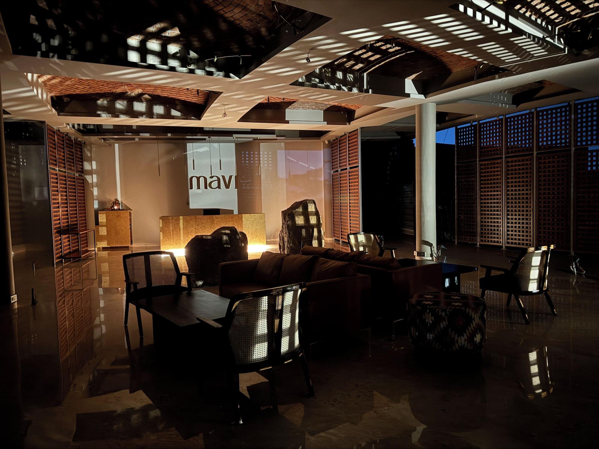 Vista Lobby Mavi Retreat