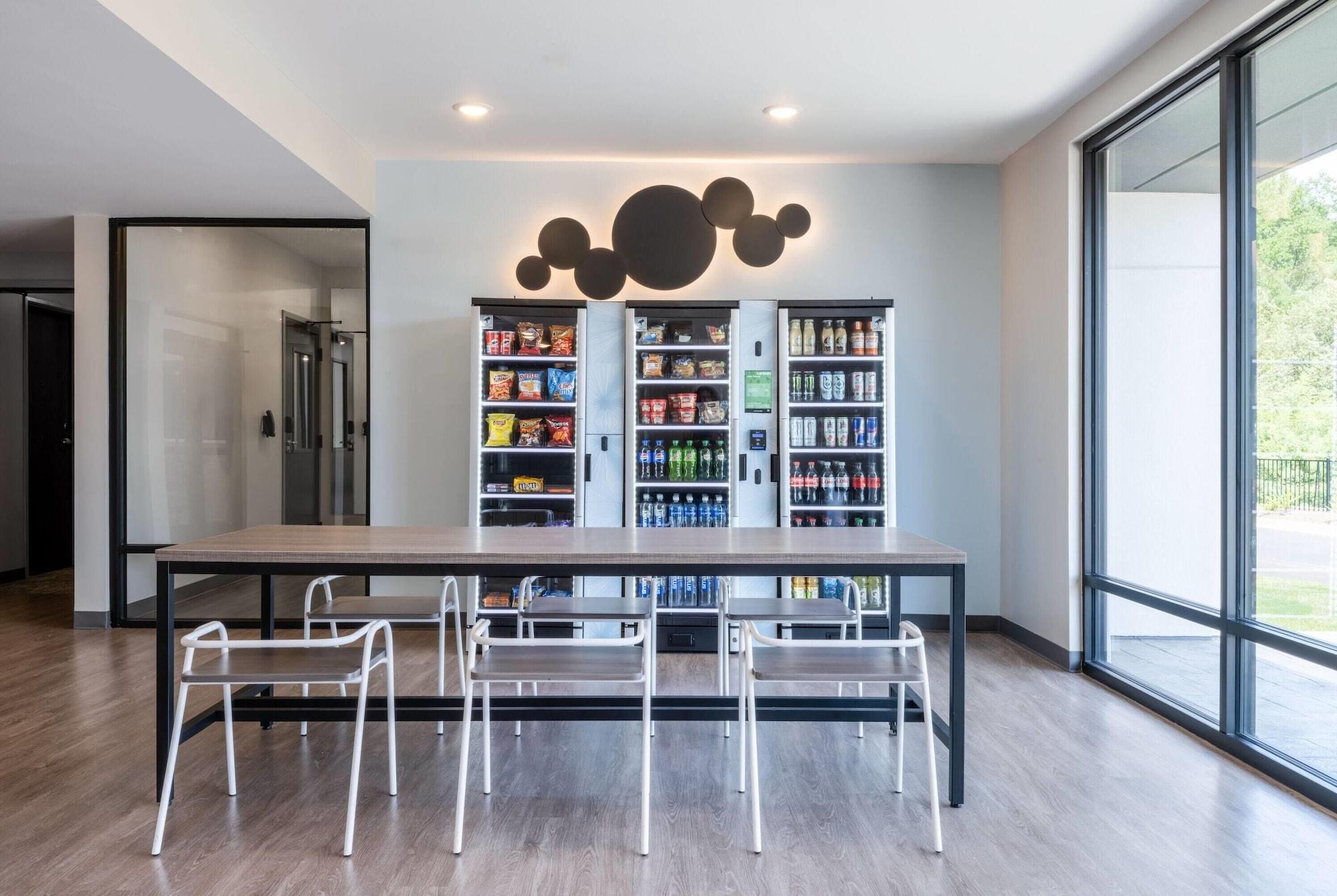 Restaurant Echo Suites Extended Stay By Wyndham Bozeman