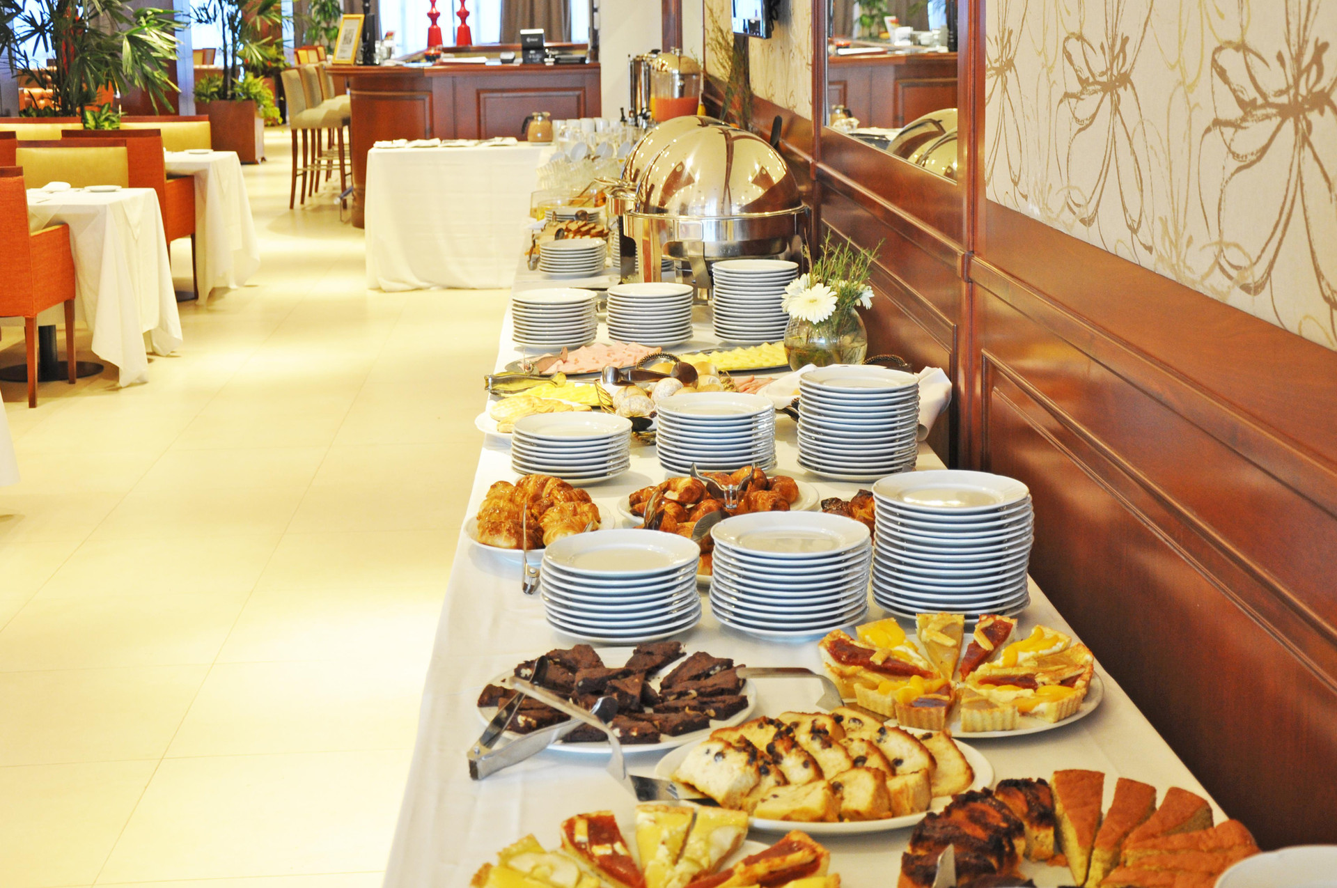 Restaurant Amerian Hotel Casino Carlos V