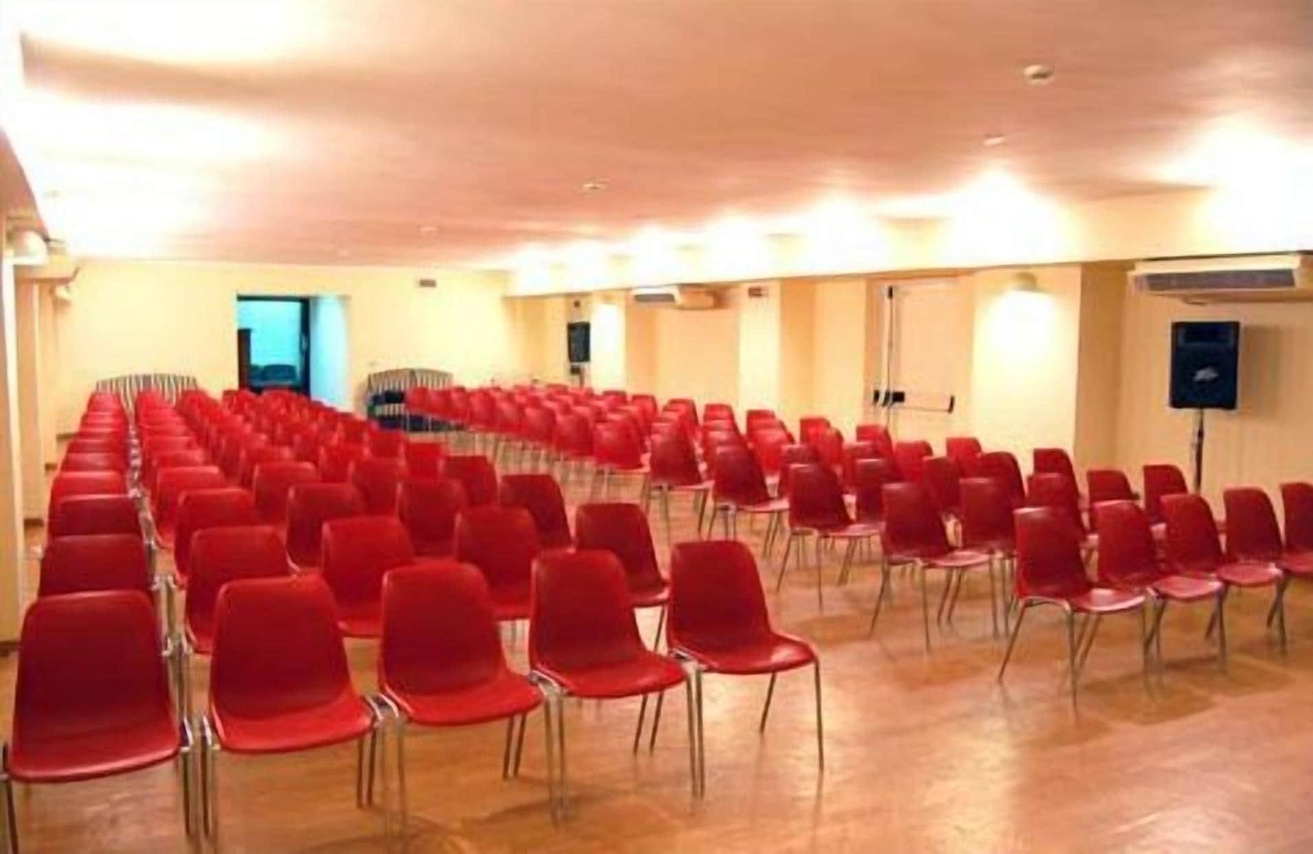 Sala de Reuniones Hotel Valentino