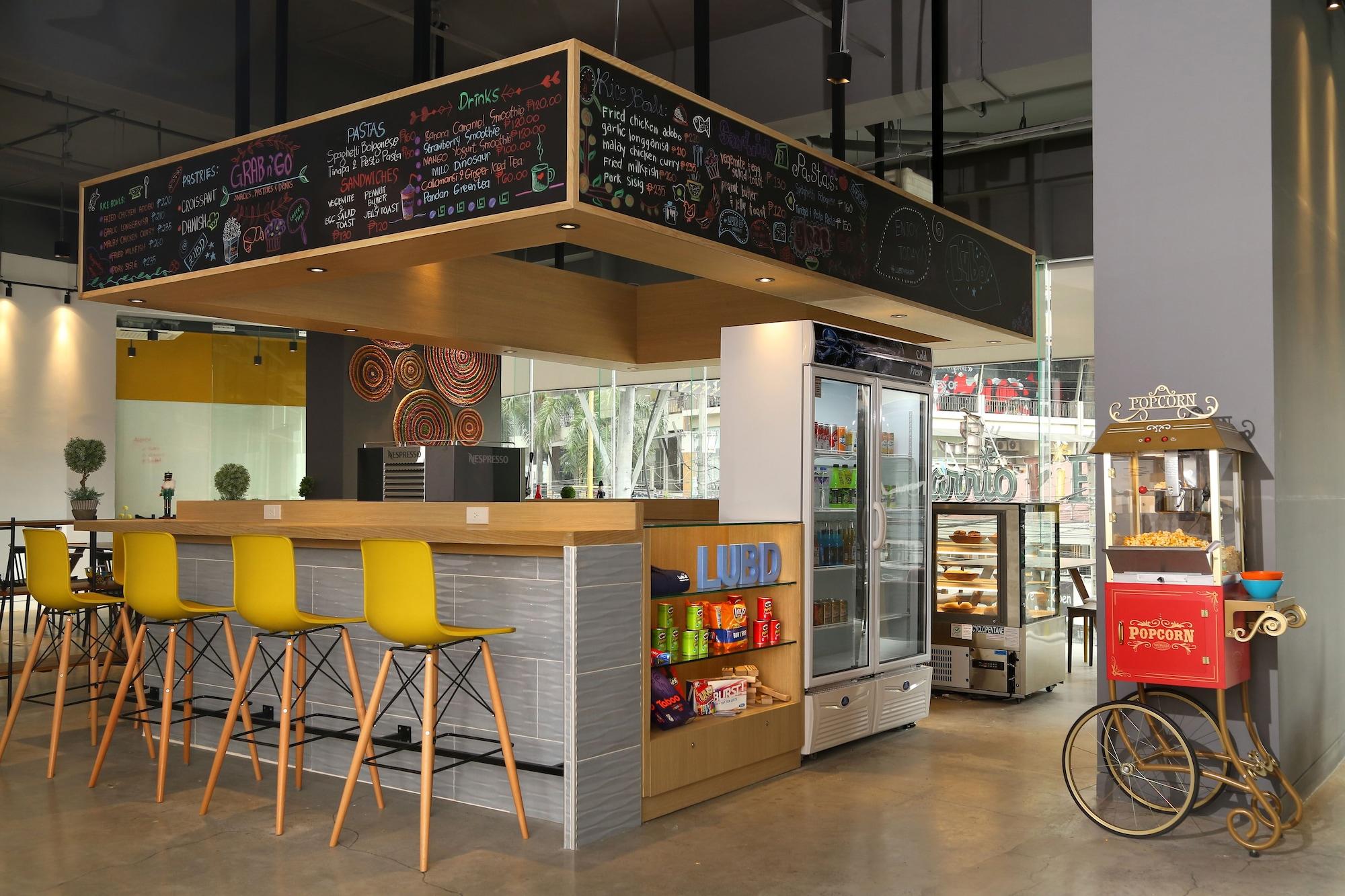 Bar/Salón Lub d Manila Makati