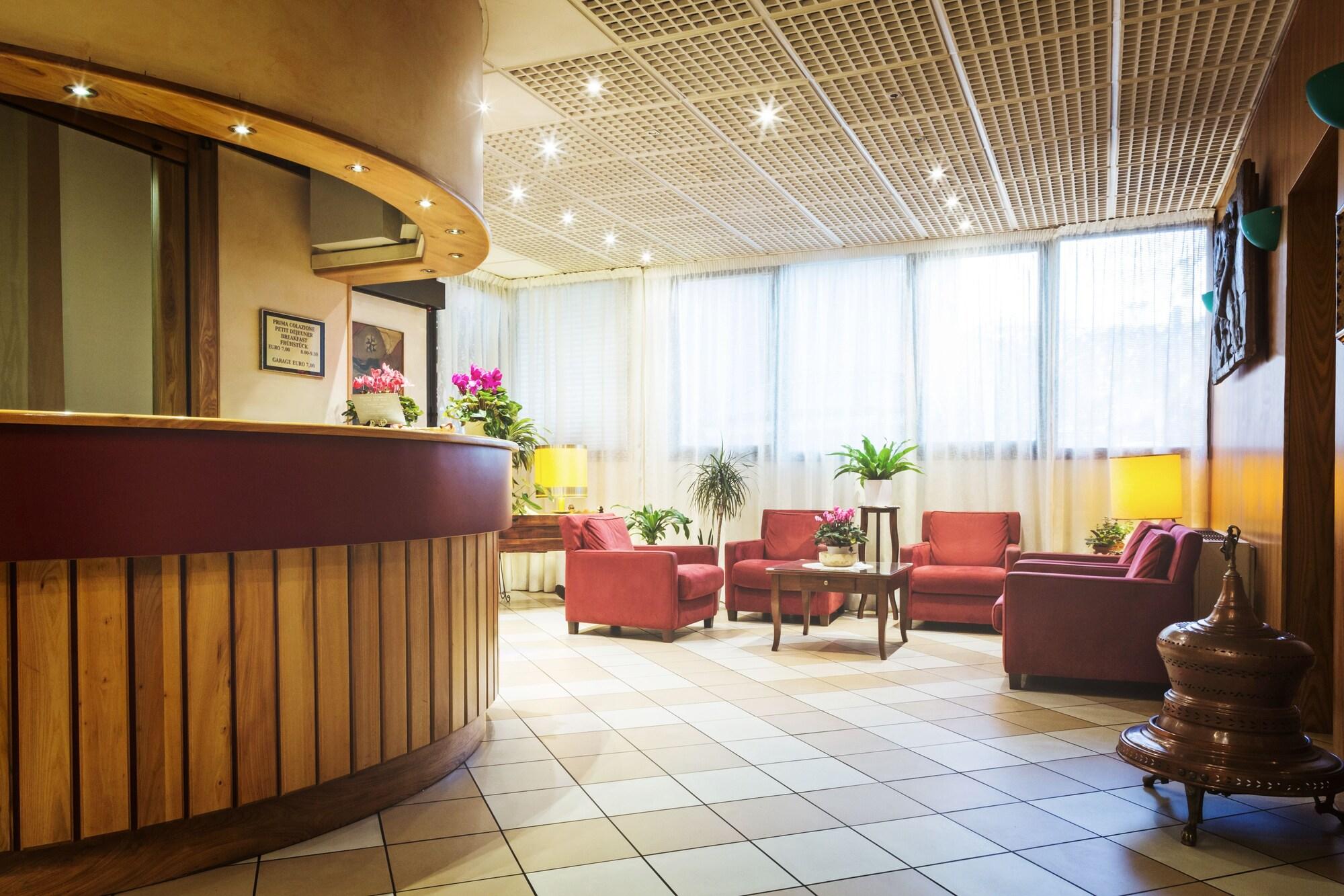 Vista Lobby Roma