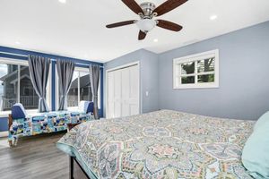 Alquiler Vacacional - Family Beach Getaway! Walk out the door and onto the beach! Lots to do nearby!