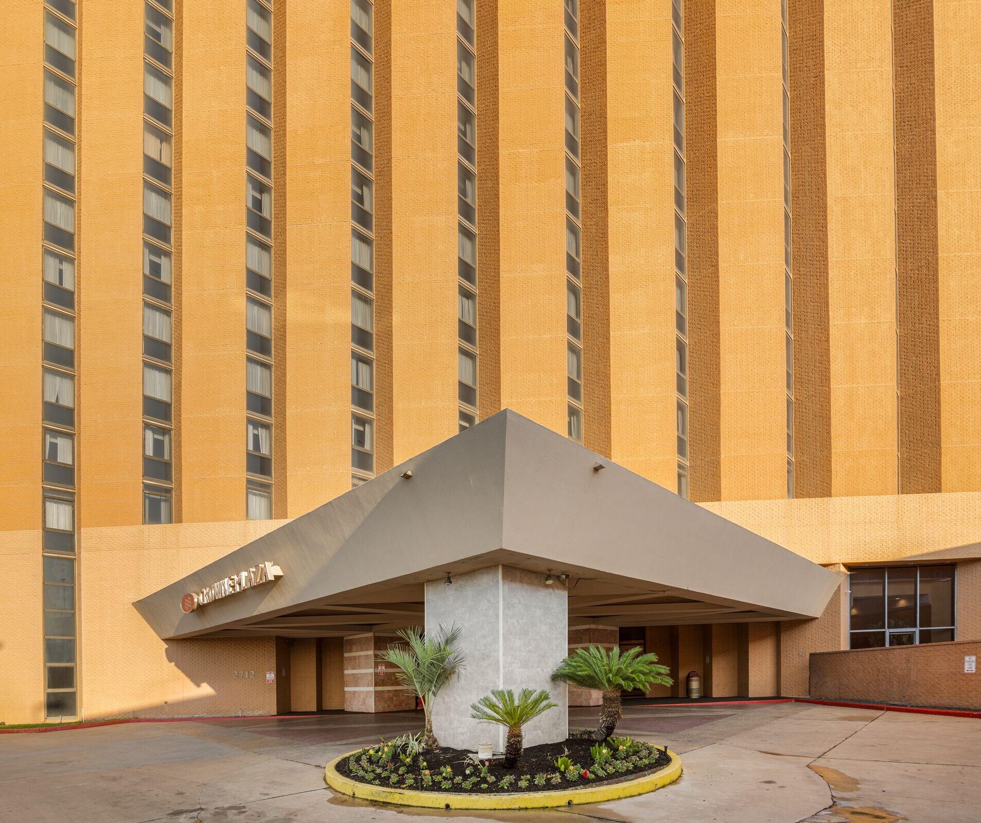 Vista Exterior Crowne Plaza Houston Med Ctr-Galleria Area by IHG