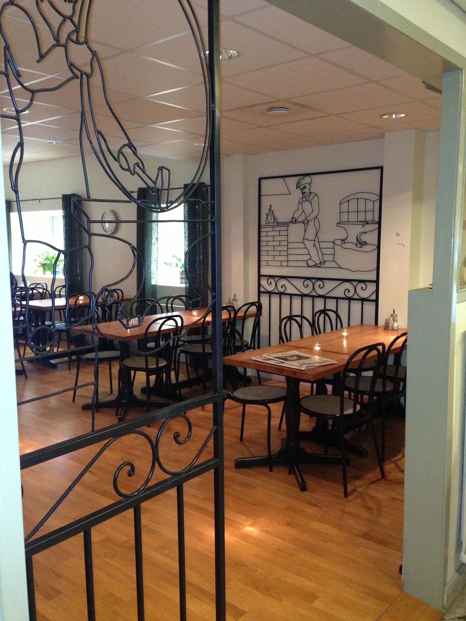 Restaurant Dialog Hotel Ariston Lidingö