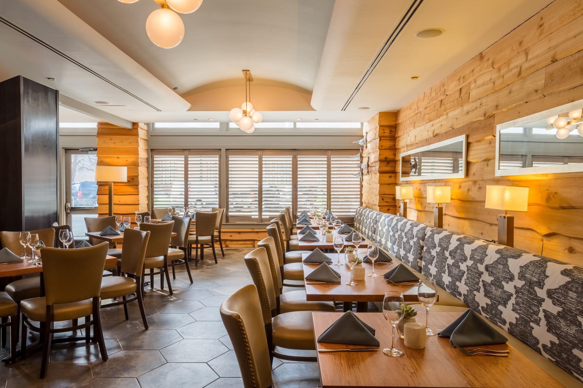 Restaurant The Sam Houston, Curio Collection by Hilton