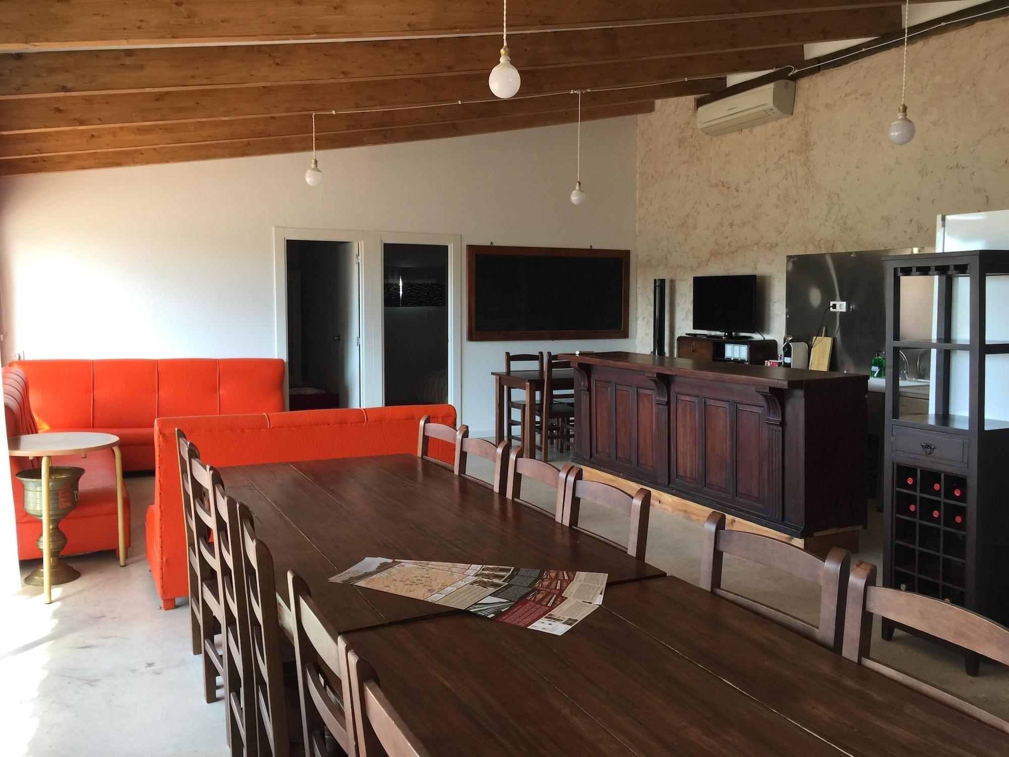 Bar/Salón Apartamentos Rurales Las Caleras