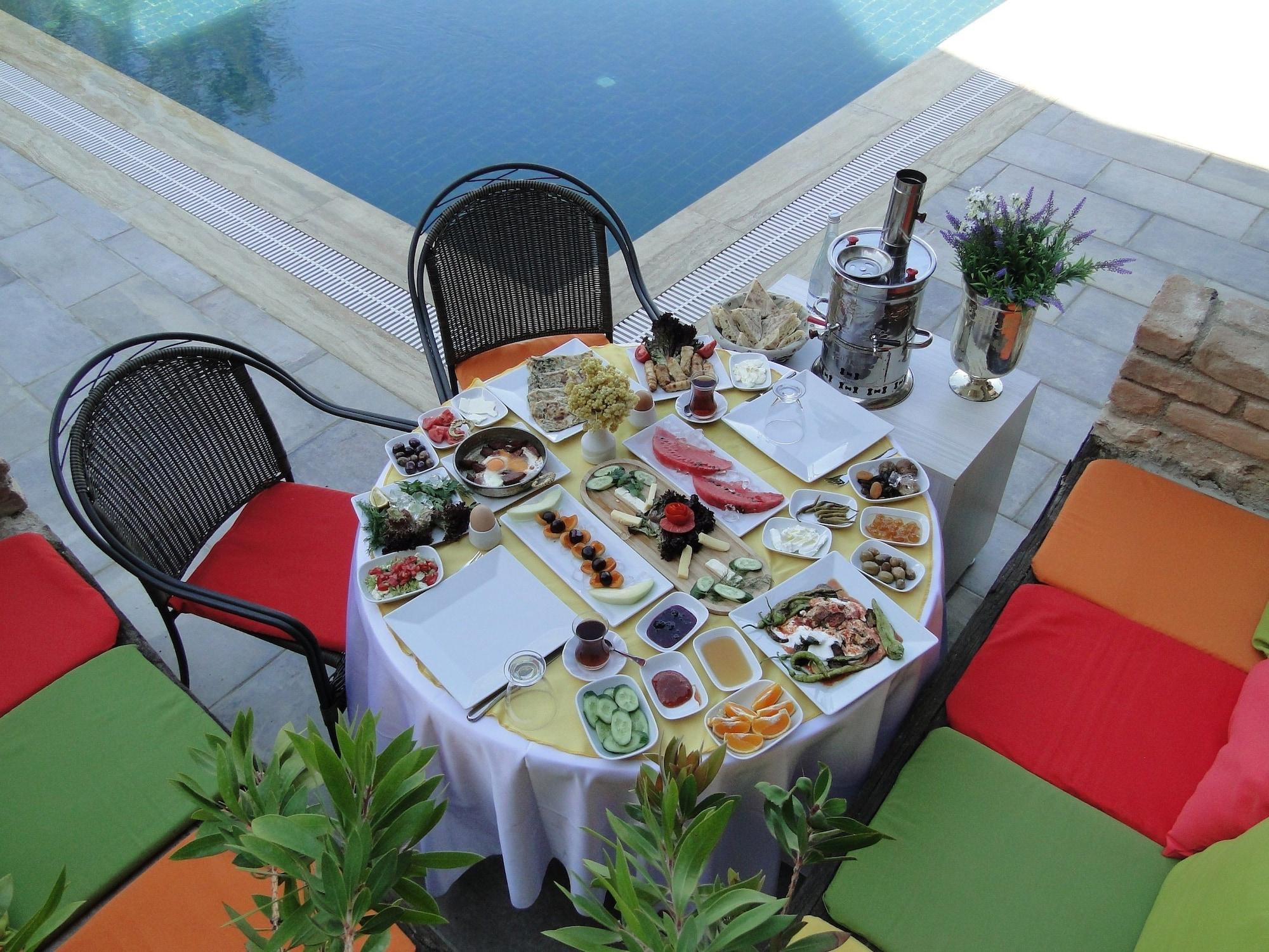 Restaurant The Stone Castle Boutique Hotel