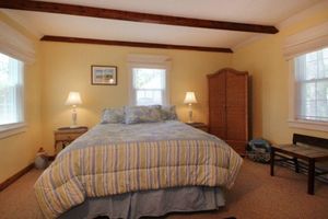 Alquiler Vacacional - Hyannis Port Seaside Cottage for the Price of a Hotel Room !