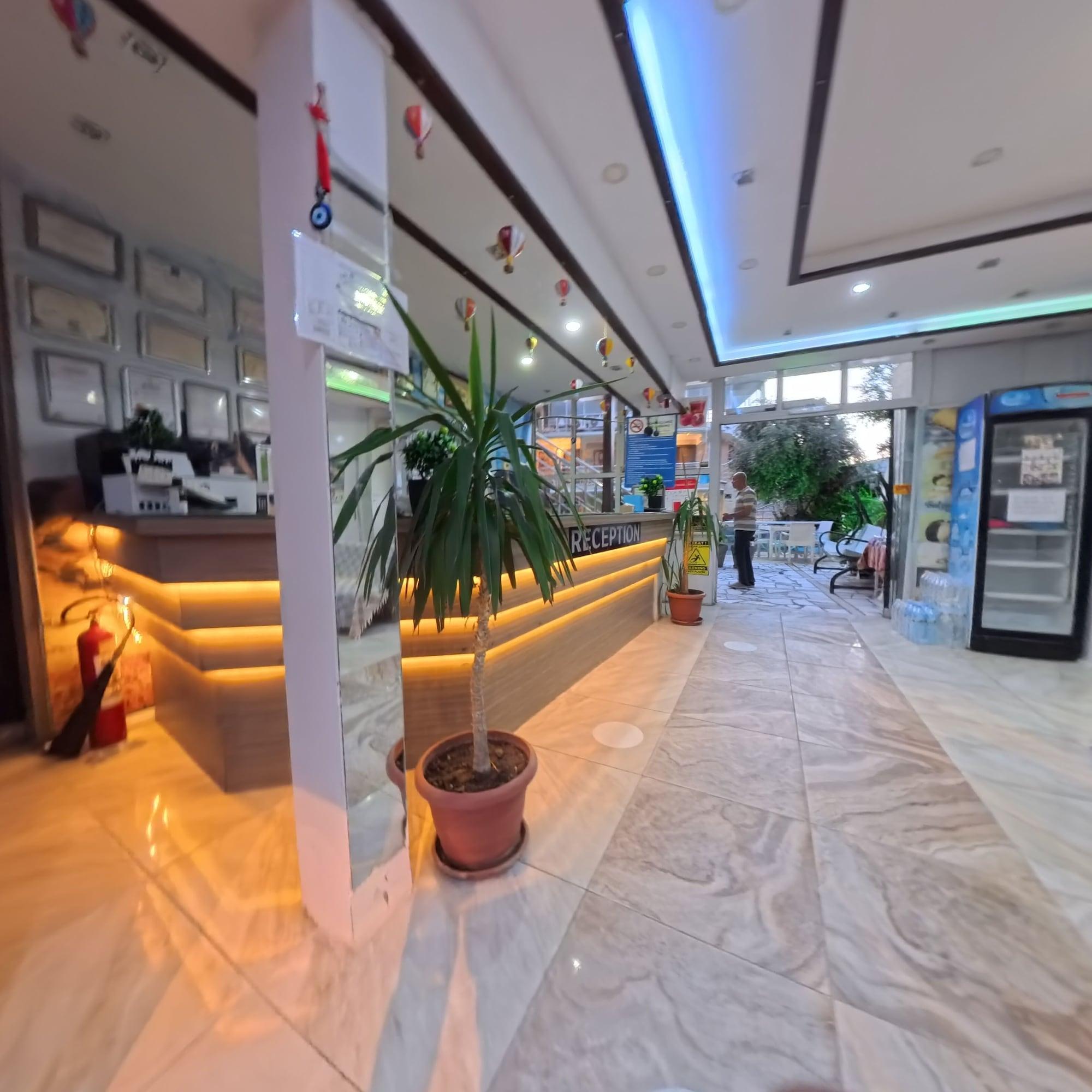 Vista Lobby Alida Hotel